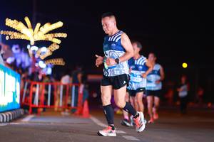 BIB: 01001
                            <button type="button" onclick="openModal(22976783)" class="btn btn-primary btn-sm float-right btn-popup" data-toggle="modal" data-target=".modal-high-quality">
                        <i class="fas fa-shopping-cart"></i> Add to Cart
                    </button>
                                            <button type="button" onclick="isThisMe(22976783, true)" class="btn btn-success btn-sm float-right btn-popup btn-isme hidden" data-toggle="tooltip" data-placement="bottom" title="นี่คือรูปของคุณใช่ไหม คลิกที่นี่เพื่อเอาเข้าอัลบั้ม">
                        <i class="fas fa-plus"></i> Add to album
                    </button>
                    <button type="button" onclick="isThisMe(22976783, false)" class="btn btn-warning btn-sm float-right btn-popup btn-isnotme hidden">
                        <i class="fas fa-ban"></i> Remove from album
                    </button>